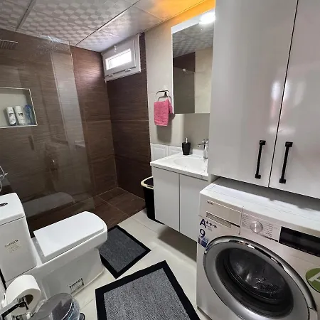 Stylish 3br Duplex With Sea View In 펜션