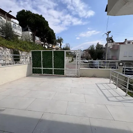 Stylish 3br Duplex With Sea View In 펜션 *